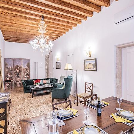 Ca' San Beneto Completely Refurbished In A Fabulously Central Area البندقية المظهر الخارجي الصورة