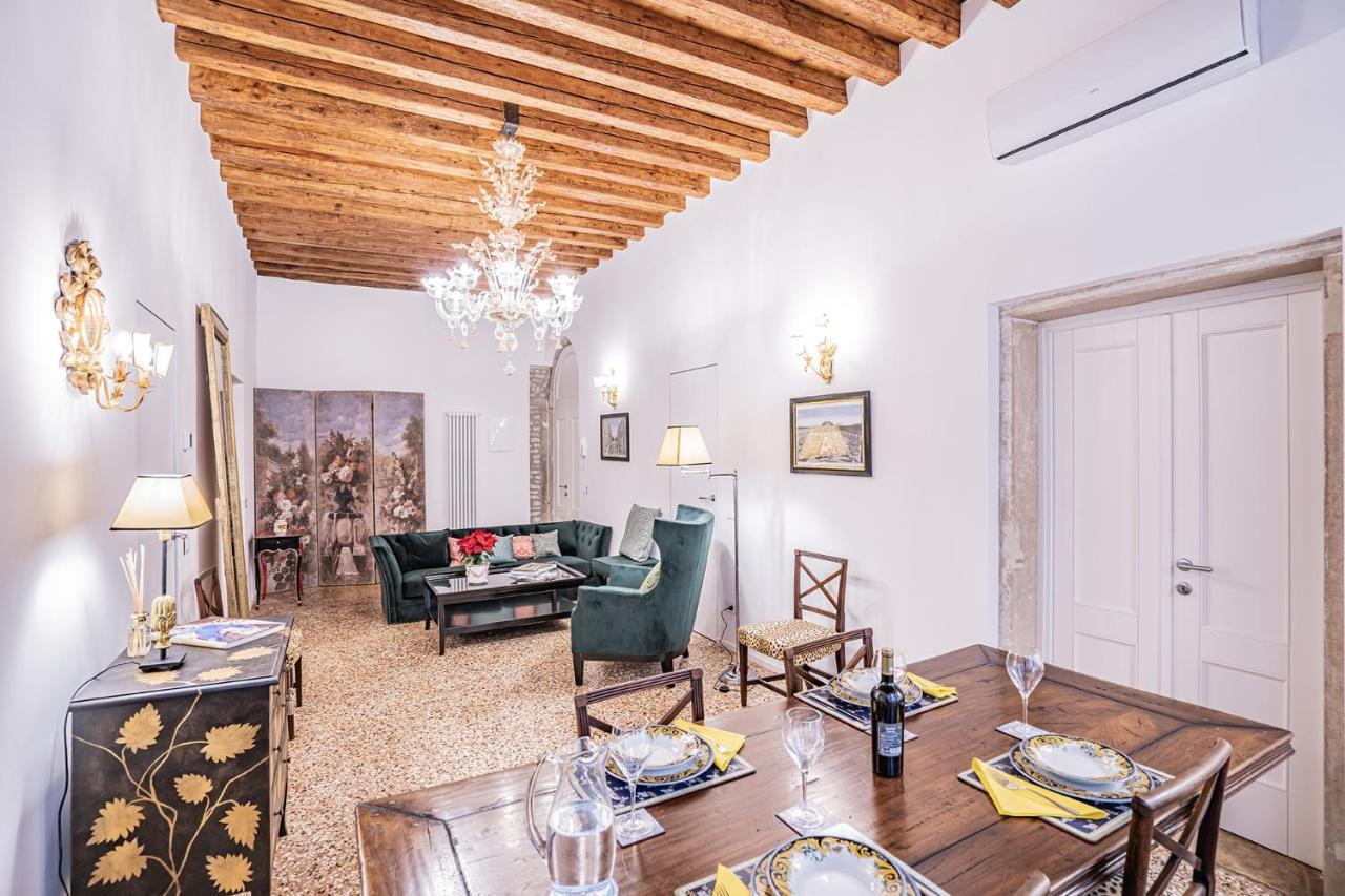 Ca' San Beneto Completely Refurbished In A Fabulously Central Area البندقية المظهر الخارجي الصورة