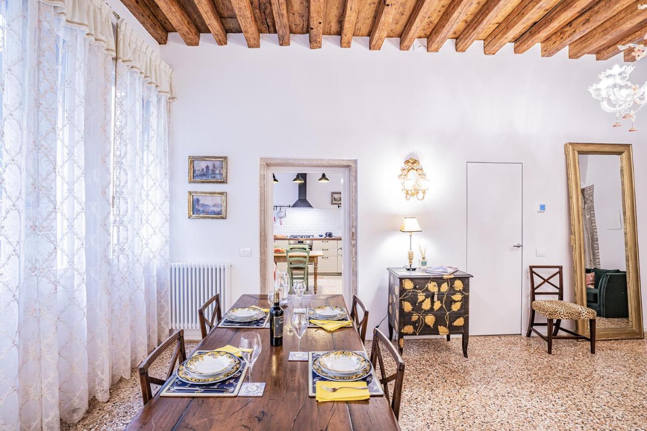 Ca' San Beneto Completely Refurbished In A Fabulously Central Area البندقية المظهر الخارجي الصورة
