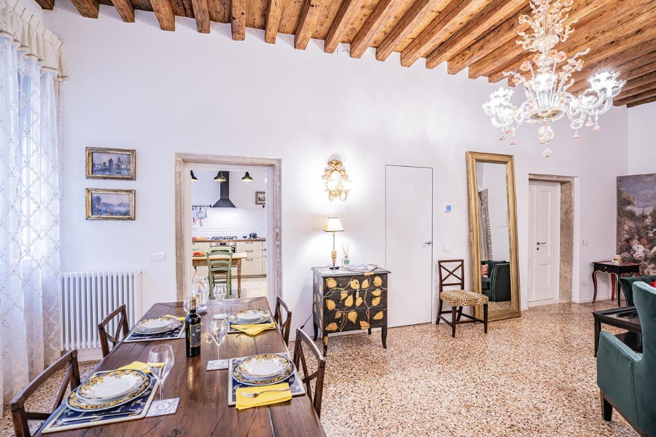 Ca' San Beneto Completely Refurbished In A Fabulously Central Area البندقية المظهر الخارجي الصورة
